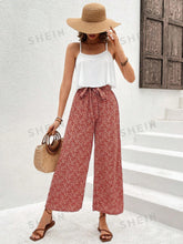 Women'S Solid Color Camisole Top And Floral Print Pants Set